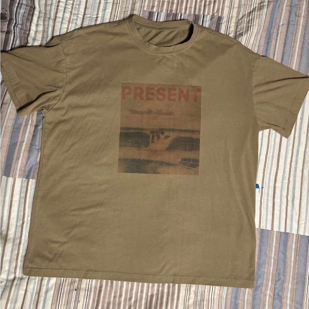 Short sleeve tee shirt